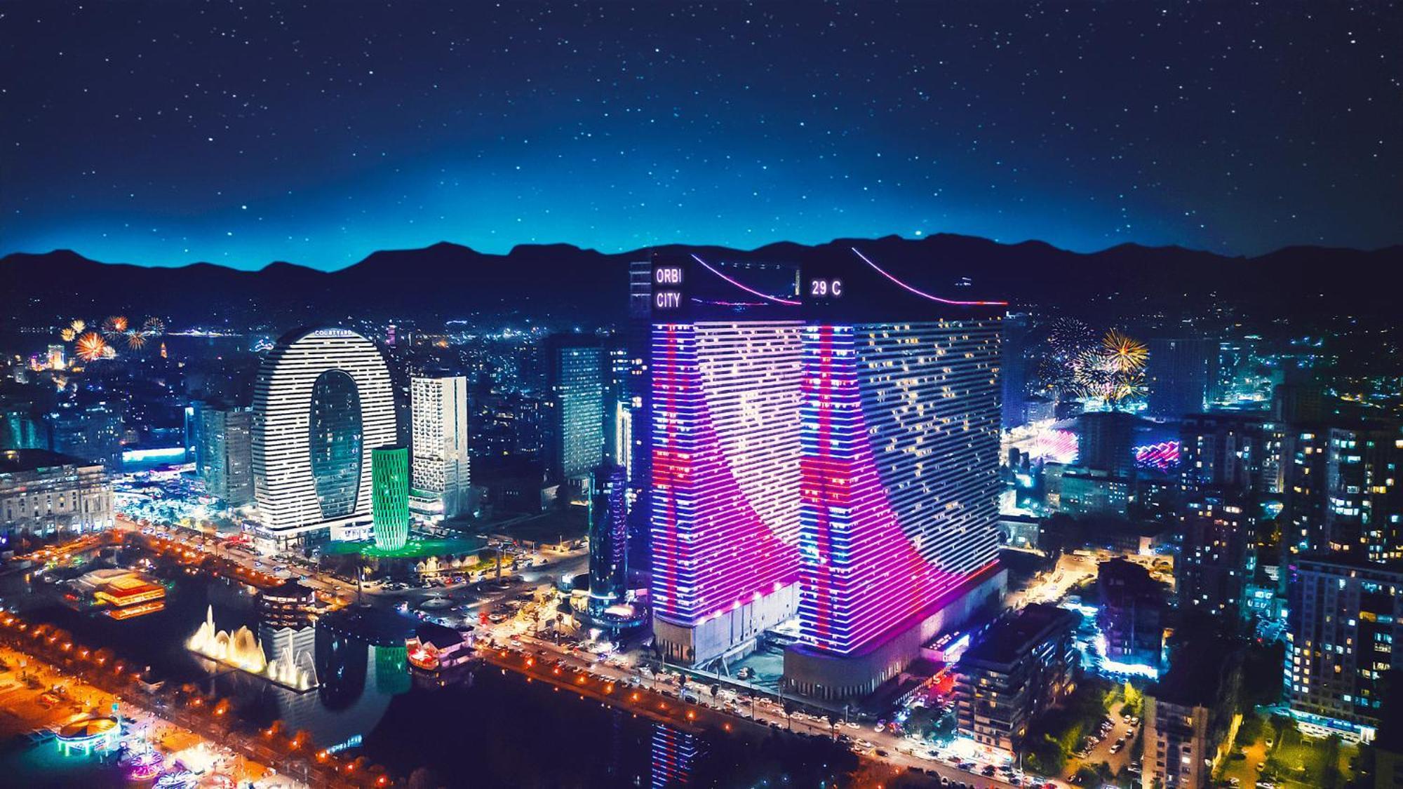 Апарт отель Orbi City Batumi Star Экстерьер фото
